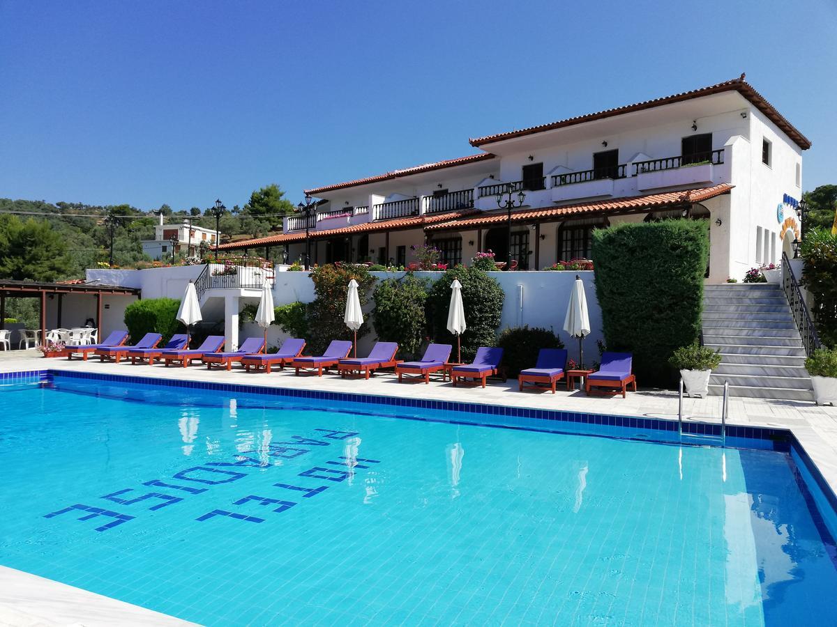 Hotel Paradise فاسيلياس المظهر الخارجي الصورة