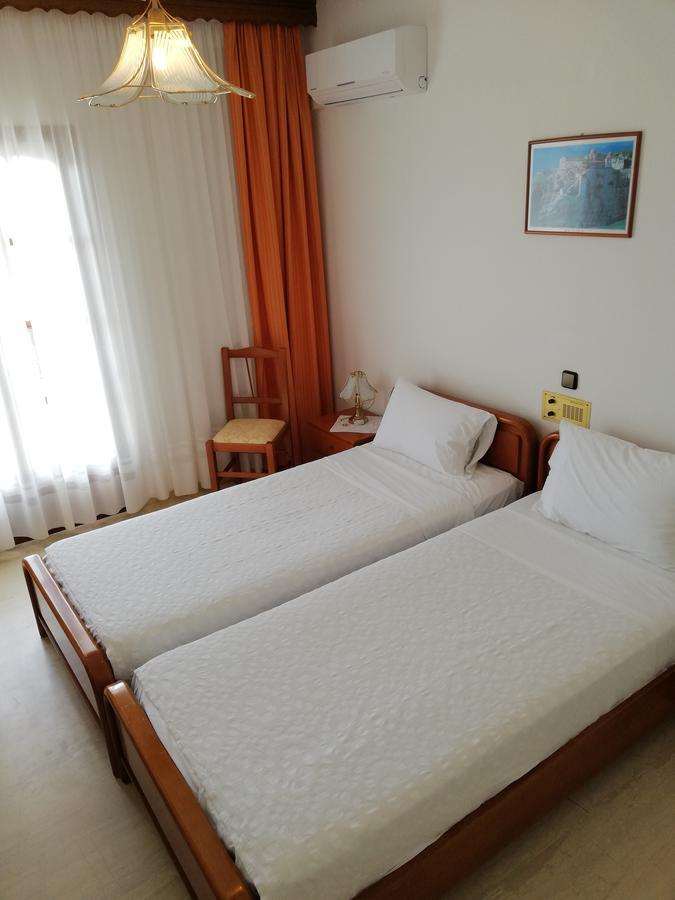 Hotel Paradise فاسيلياس المظهر الخارجي الصورة