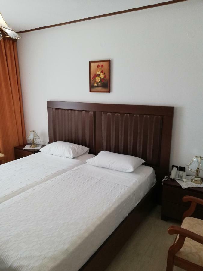 Hotel Paradise فاسيلياس المظهر الخارجي الصورة