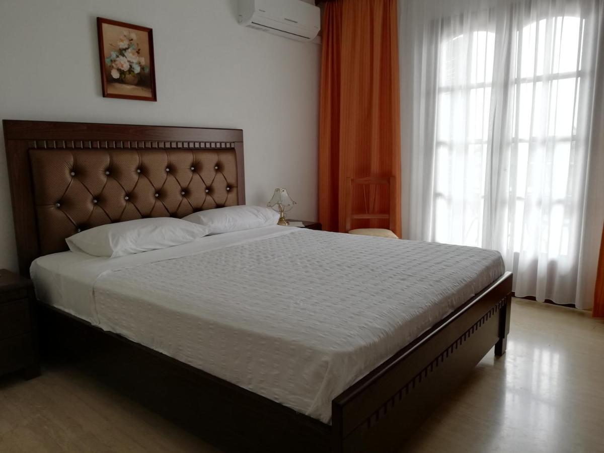 Hotel Paradise فاسيلياس المظهر الخارجي الصورة